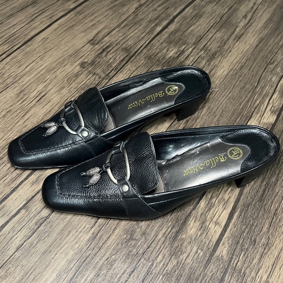 BELLA VITA Size 6.5M Black Leather Open Back Mule Slip On. Buckle Tassle Detail - Picture 7 of 9